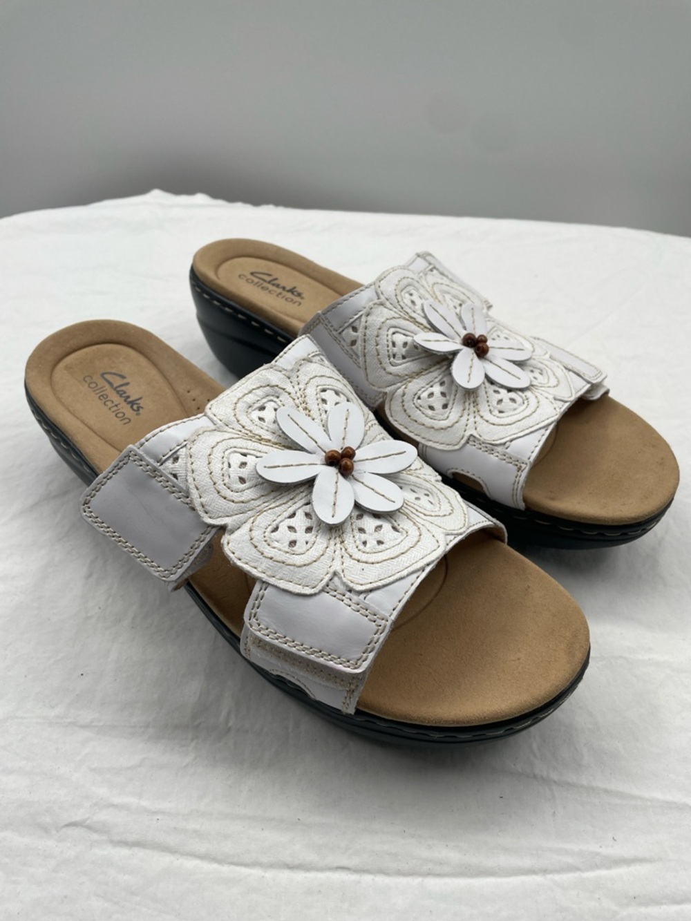 NEW! Clarks Merliah Belle Leather Wedge Sandals. 10M. - Picture 3 of 16